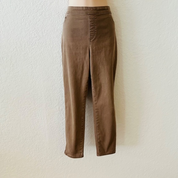 Perfect Stretch Pull on Slim Ankle Girlfriend Light Brown Jeans by Chico’s 8 - Picture 2 of 8